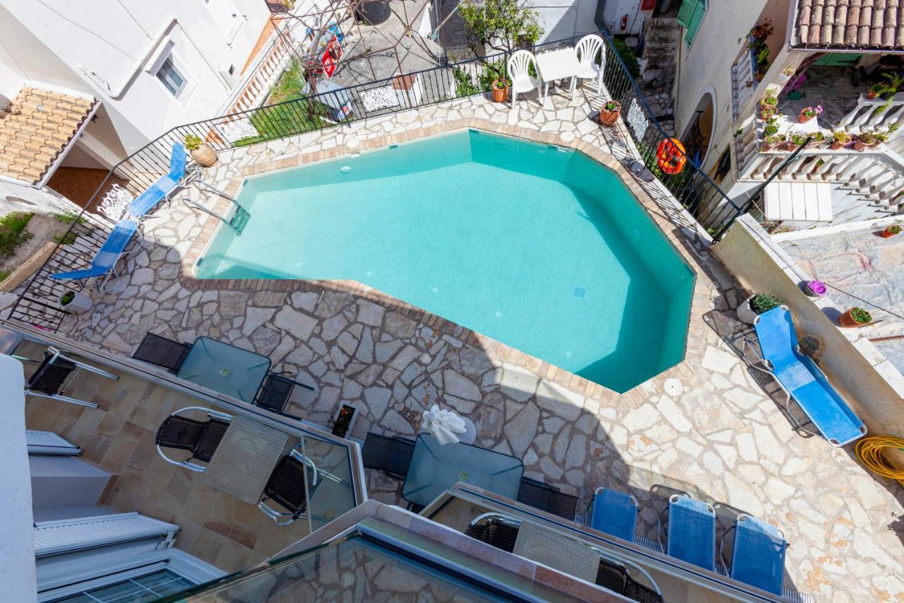 Limani Apartments Kassiopi Dış mekan fotoğraf