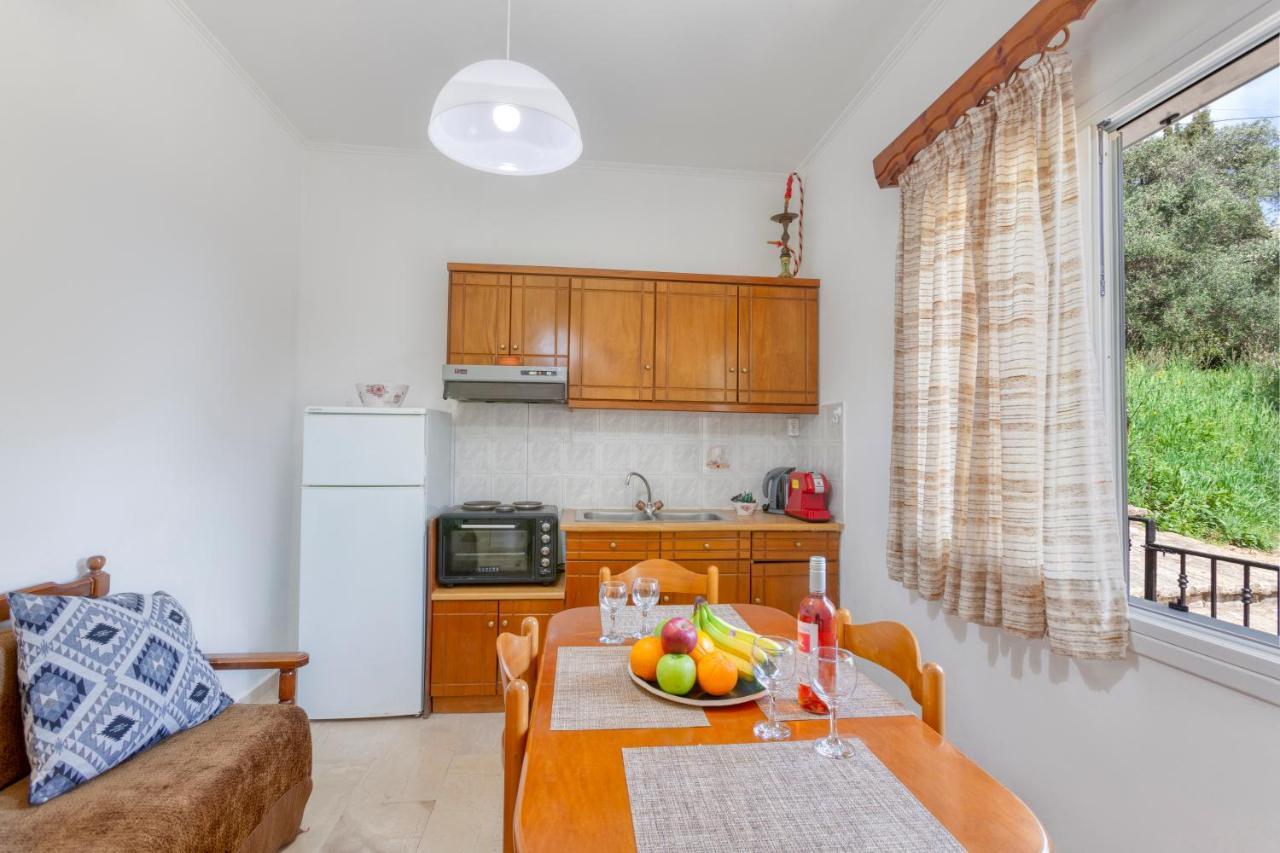 Limani Apartments Kassiopi Dış mekan fotoğraf